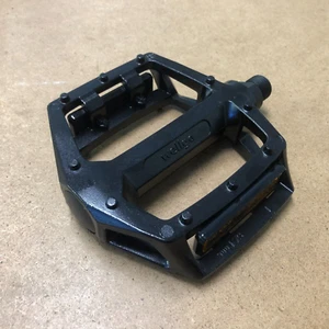 New WELLGO LU-313 Platform BMX Bicycle Pedal 9/16" Black - Picture 1 of 1
