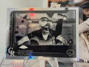 2025 TOPPS CHROME EZEQUIEL TOVAR NEGATIVE REFRACTOR NO. 154 SP - Rockies - Picture 1 of 2