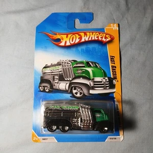 HOT WHEELS NEW MODELS '09 - 14/42 -  FAST GASSIN GREEN AND CHROME - Picture 1 of 2
