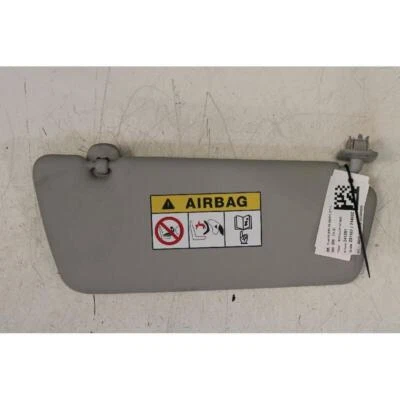 SUN VISOR RH FOR SMART FORTWO EQ (17) A/C453 BER (41KW) 3P/E 2017 Foto 1 de 4