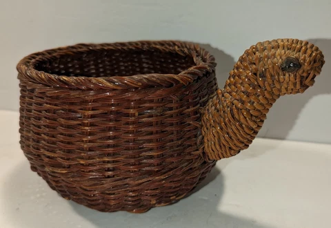 Vintage Wicker Turtle Shaped Planter/ Storage Basket 4" Diameter Pot Cover