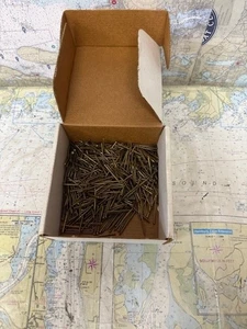 Swan Secure Products 1 paquete #3344 Lewis Brad de latón 1-1/4" x 14 GA. - Imagen 1 de 1