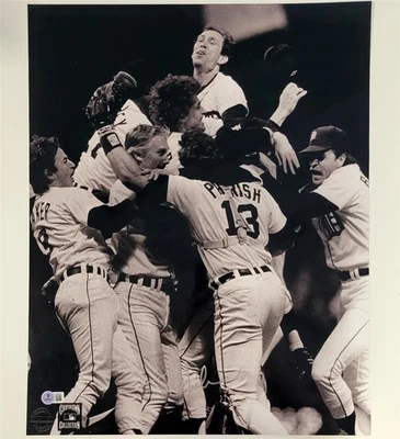 Foto autógrafa firmada por Kirk Gibson 1984 WS Detroit Tigers 16x20 ~ BAS Beckett Foto 1 de 3