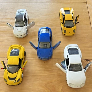 KINSMART Pull Back (5) Car Lot. Great Starter Collection - Picture 1 of 11