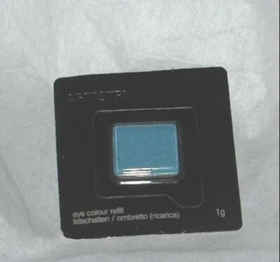 Artistry Eye shadow Eye Color Martinique Metallic - Image 1 of 2