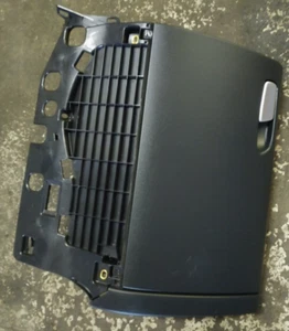 Handschuhfach Audi A4 B8 Handschuhkasten Ablagefach  schwarz - Picture 1 of 4