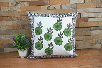 Juego de 2 fundas de cojín de algodón con estampado de bloques de mano con estampado de bordes indios Foto 1 de 4