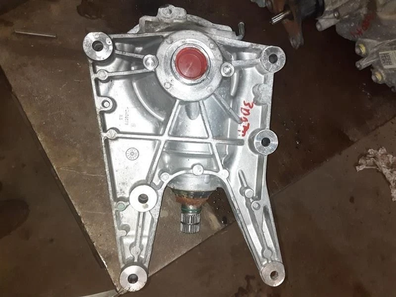 2020-2024 FORD EXPLORER Front Carrier Differential 2.3L AT AWD OEM - Изображение 1 из 4