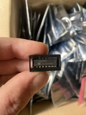 DG408DJ  Analogschalter 8:1   8 Ch. CMOS Analog Multiplexers   DIP16  - Bild 1 von 2