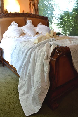 SOFT SURROUNDINGS CAMILA KANTHA MISTY GREEN STITCH QUILT 100% COTTON QUEEN   - Image 1 of 3