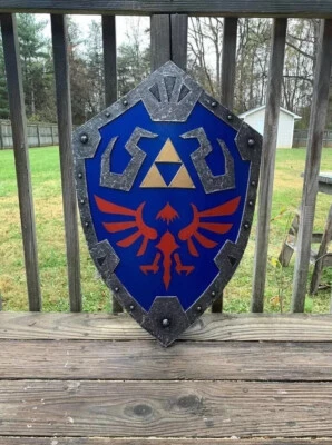 X-MAS 礼物 金属 MEDIEVAL 塞尔达传说 灵感 Hylian 圣殿骑士盾牌 — 第 1/4 张图片