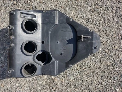 Airbox Triumph Speed anno 2002 88 kw 955cc -  usato - Immagine 1 di 4