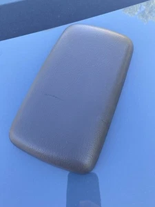 1990-1994 Subaru Legacy Outback Center Console Lid Armrest OEM Tan - Picture 1 of 5