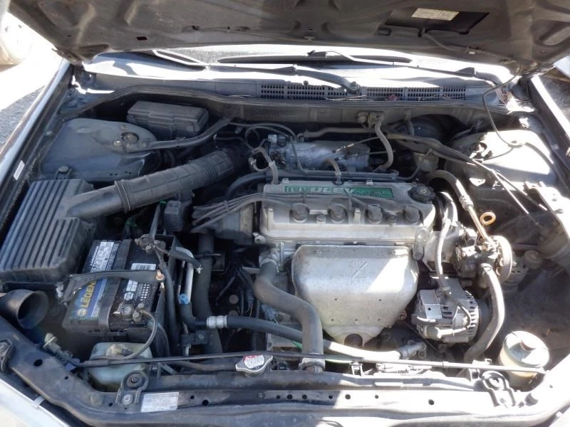 Conjunto de filtro de aire usado se adapta a: Honda Accord 2001 2,3 grado A Foto 1 de 4