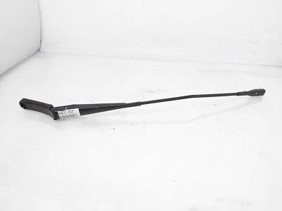Brazo limpiaparabrisas derecho Volkswagen Passat SE SDN 2012-2021 4 puertas 561-955-410-B Foto 1 de 4