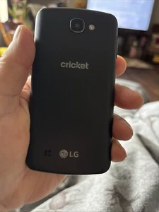 LG CRICKET Black 5” Touchscreen Read Details - Picture 1 of 16