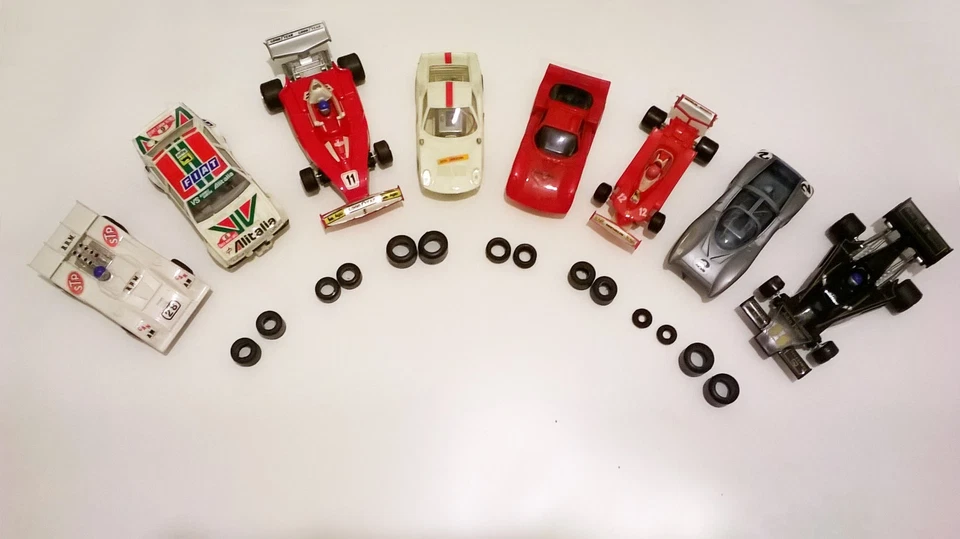 PISTA POLISTIL POLICAR GOMME ANTERIORI E POSTERIORI IN URETANO TUTTI MODELLI - Immagine 1 di 2