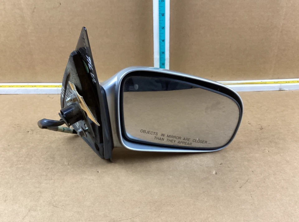Espejo retrovisor delantero derecho pasajero Chevrolet Cavalier 1995-2005 1404736 Foto 1 de 4