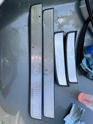 Alféizares de puertas delanteras y traseras Acura TSX 2004-2008 rasguños laterales OEM negro Foto 1 de 4