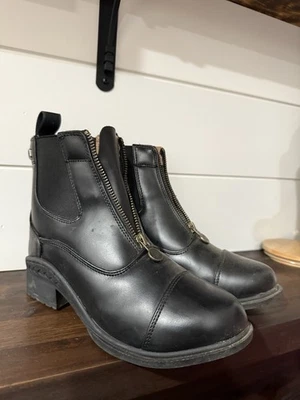 Children horse Paddock English riding boots (brand: Ovation) Sz 4 Worn 1 Time - Image 1 of 4