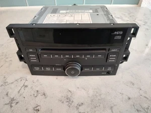 2010-2011 Chevrolet Aveo Am Fm Cd Player Radio Receiver UM4UX - Picture 1 of 7