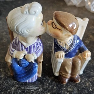 Vintage Westland Old Couple Rocking Chair Kissing Salt and Pepper Shakers - Picture 1 of 6