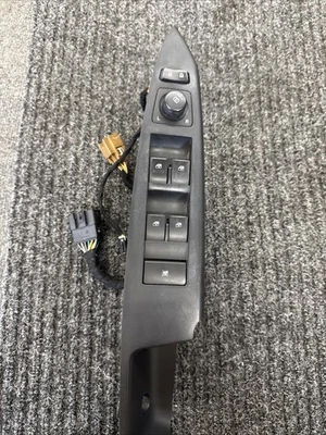 2012-2015 Chevy Captiva Sport Front Left Side Master Window Switch w/ Bezel - Image 1 of 4
