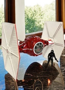 Star Wars Carnor Jax Tie Fighter Interceptor Vintage Collectible Crimson Empire - Picture 1 of 10