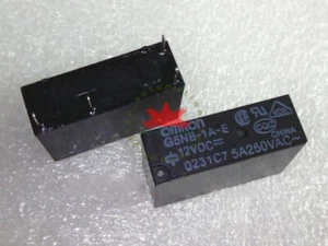 10PZ NUOVO OMRON 4pins G5NB-1A-E-12VDC 12V 5A 250VAC Relè - Foto 1 di 1