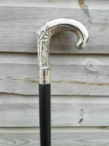 Bastone da passeggio in legno massello di design artigianale placcato argento placcato in ottone massiccio - Foto 1 di 6