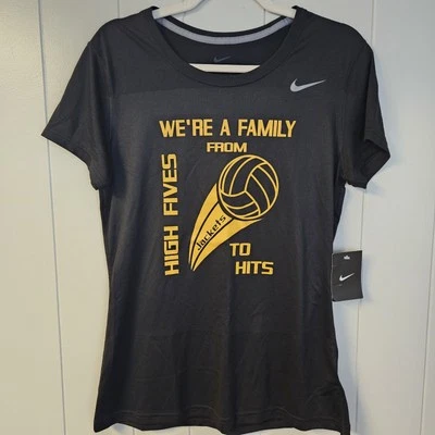 Camiseta Nike Top Talla Mediana Negra y Dorada Foto 1 de 4