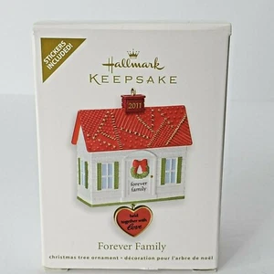 Hallmark Andenken Weihnachtsschmuck Forever Family 2011 Haus Herz Neu OVP - Bild 1 von 3