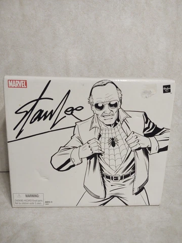 Hasbro Marvel Legends Stan Lee Exclusive SDCC  2007 Never been opened pre-owned Cover