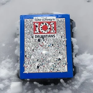 Book Walt Disneys 101 Dalmatians Dodie Braybrooks Story 1991 Puppies Hardcover  - Picture 1 of 3