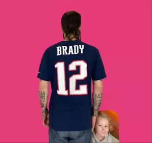 Tom Brady New England Patriots Nike NFL Football Jersey Large T-Shirt - Picture 1 of 4