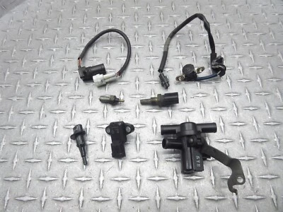 2006 04-09 Yamaha FZ6 FZ6R FZ6RC Lot Sensor Speed Neutral Pulser Map Air Valve - Image 1 of 4