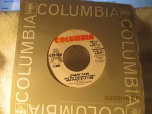 JOHNNY CASH ONE PIECE AT A TIME" 45 RPM 1976 COLUMBIA DEMONSTRATION NOT FOR SALE - Imagen 1 de 7