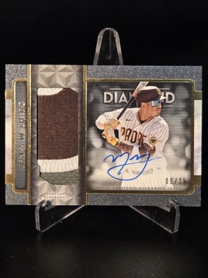 MANNY MACHADO PATCH AUTO /25 2023 TOPPS DIAMOND ICONS PADRES - Image 1 of 3