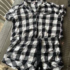 Victoria&rsquo;s Secret Plaid Pajama Set Button Front Top & Shorts Purple Black  Sz L
