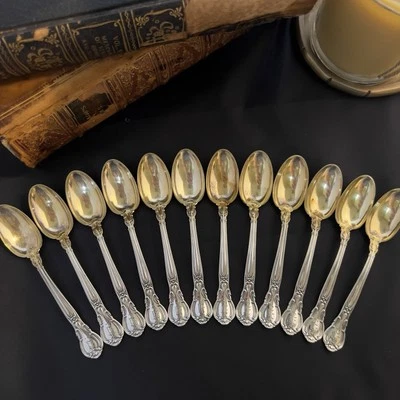 Juego de 12 cucharas Chantilly Gorham Demitasse lavadas plateadas y doradas 4,2" mono "P" Foto 1 de 4