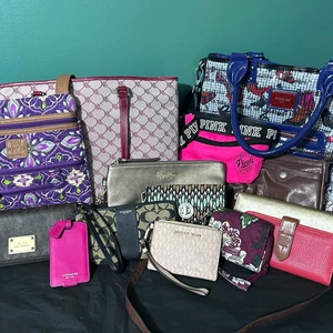 Posten 14 Coach Michael Kors Ralph Lauren Taschen Geldbörsen 8 Pfund. Reha Refurbish AS IS - Bild 1 von 11