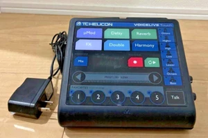 TC-Helicon Voicelive Touch Vocal Effects Processor Pedal Effector JAPAN USED - Picture 1 of 8