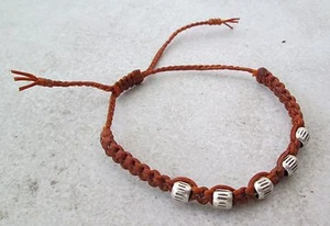 NiCe! Hmong Hill Tribe Unisex Silver & Hemp Adjustable Bracelet - Imagen 1 de 1