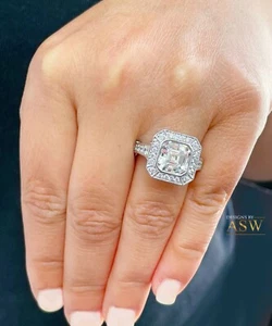 Anello di fidanzamento oro bianco 14 kt lunetta Asscher set moissanite e diamanti 4,60 ctw - Foto 1 di 11