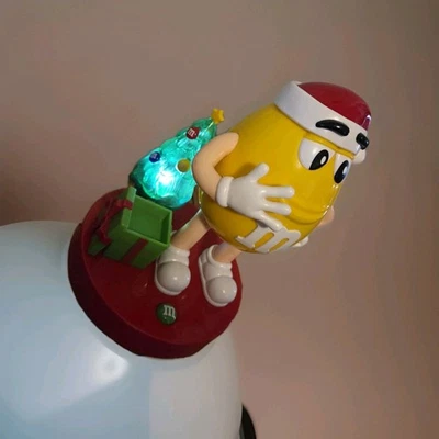Диспенсер конфет M&M Christmas Santa звук и музыка игры набор щелкунчиков - Изображение 1 из 4