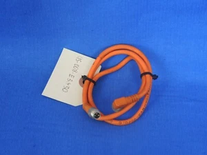 Cable sensor M8, 3 pines macho recto a 3 pines hembra ángulo recto, 2 pies, limpio - Imagen 1 de 4