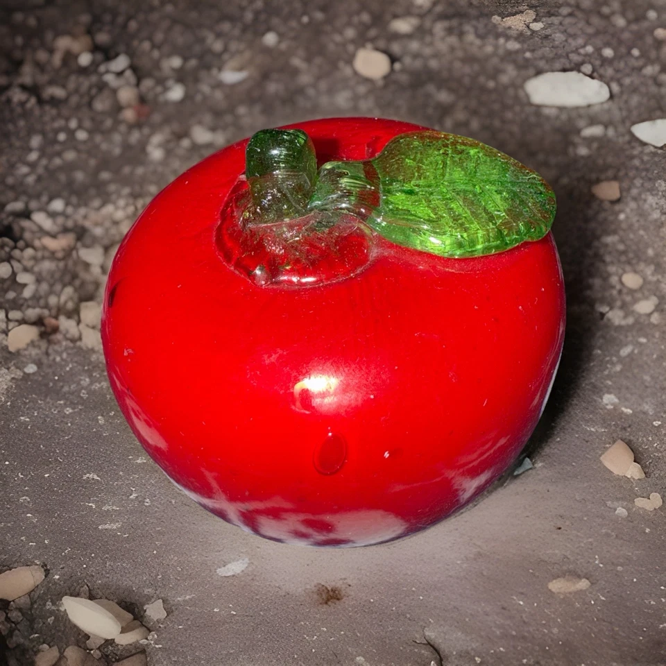 "Decoración de cocina vintage de vidrio soplado a mano manzana de 3"" con hoja verde" Foto 1 de 1