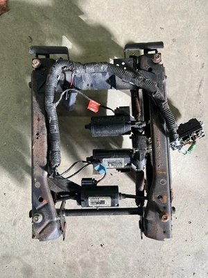 1999-2004 JEEP GRAND CHEROKEE WJ DRIVER SIDE POWER SEAT BASE AND SWITCHES OEM - Image 1 of 4