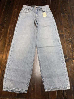 Pantalones de mezclilla Levi’s Baggy Dad Premium para mujer, 24x30, lavado claro, nuevos con etiquetas Foto 1 de 4