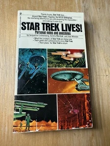 Star Trek Lives ! by Jacqueline Lichtenberg PB Bantam (1975) - Picture 1 of 4